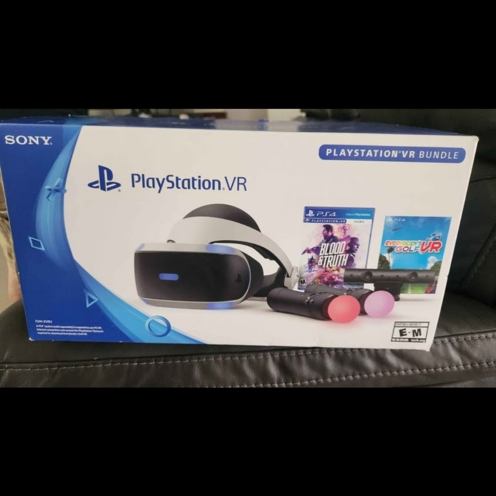 Sony PlayStation VR Bundle - Black and White